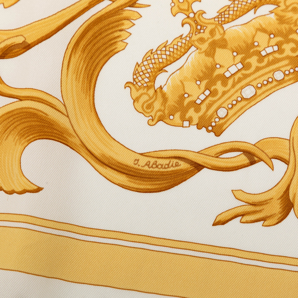 Pre-Loved Hermes Couronnes Silk Scarf 90 - Picture 3 of 6